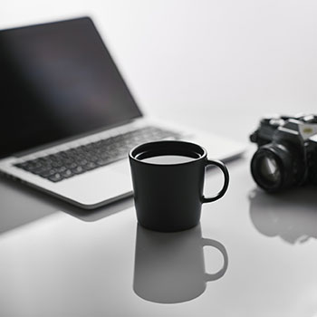 曼城3500万欧抢比甲MVP后腰！亚沙里能否成瓜帅新宠？